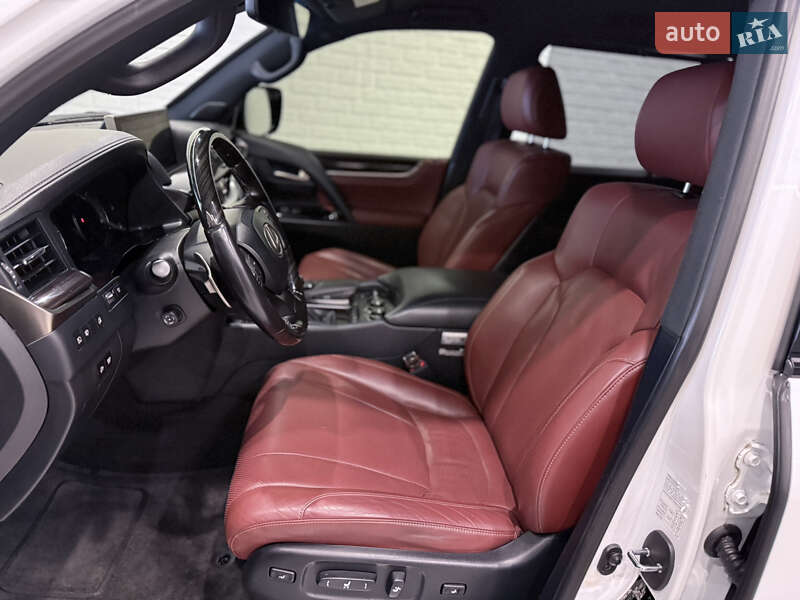 Внедорожник / Кроссовер Lexus LX 2020 в Одессе