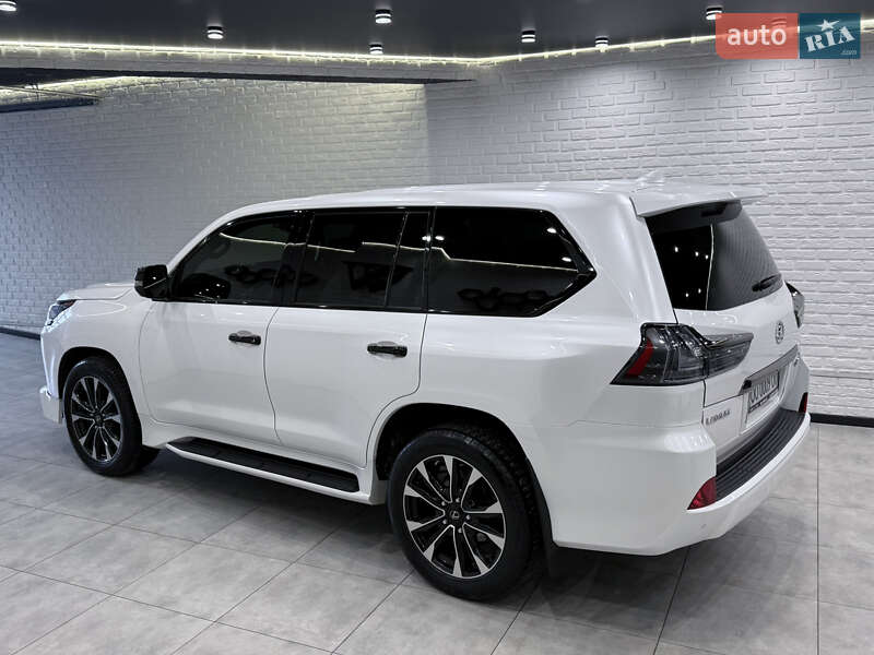 Внедорожник / Кроссовер Lexus LX 2020 в Одессе