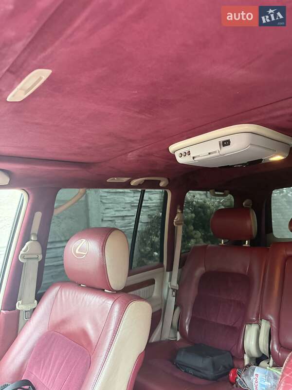 Внедорожник / Кроссовер Lexus LX 2005 в Одессе