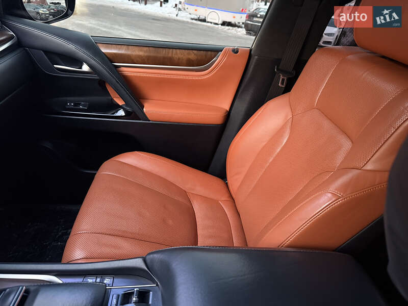 Внедорожник / Кроссовер Lexus LX 2016 в Днепре