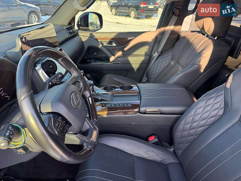 Внедорожник / Кроссовер Lexus LX 2023 в Киеве