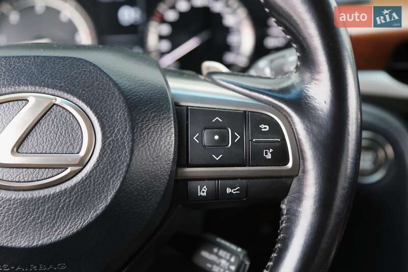 Внедорожник / Кроссовер Lexus LX 2018 в Киеве фото 24 Внедорожник / Кроссовер Lexus LX 2018 в Киеве