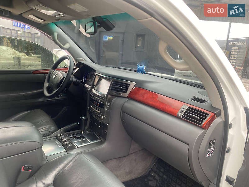 Внедорожник / Кроссовер Lexus LX 2008 в Львове фото 30 Внедорожник / Кроссовер Lexus LX 2008 в Львове