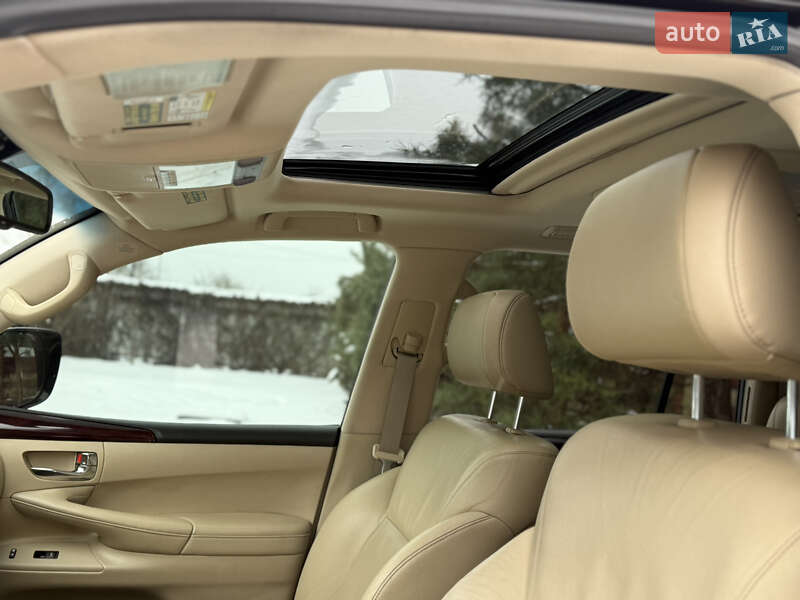 Внедорожник / Кроссовер Lexus LX 2011 в Виннице фото 40 Внедорожник / Кроссовер Lexus LX 2011 в Виннице