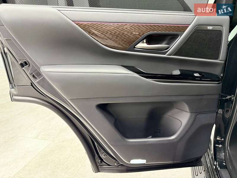 Позашляховик / Кросовер Lexus LX 2023 в Києві