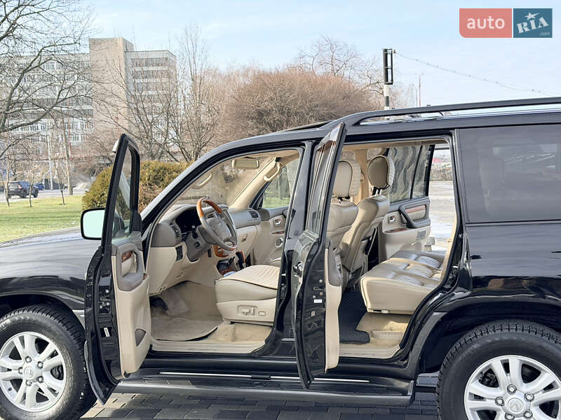 Позашляховик / Кросовер Lexus LX 2006 в Дніпрі