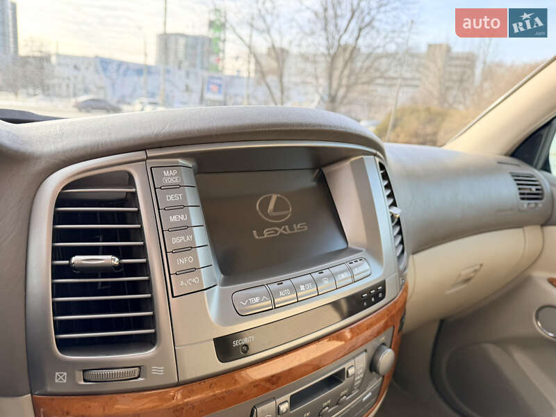 Позашляховик / Кросовер Lexus LX 2006 в Дніпрі