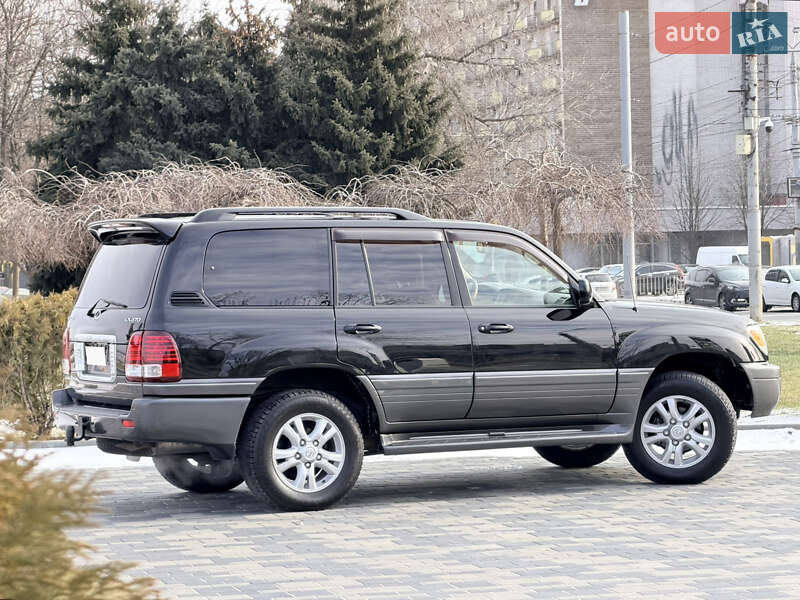 Позашляховик / Кросовер Lexus LX 2006 в Дніпрі
