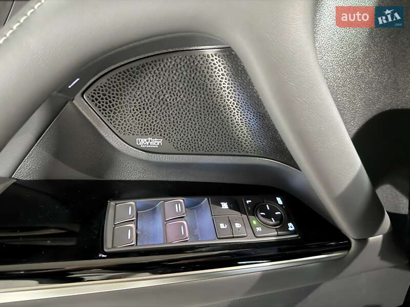 Позашляховик / Кросовер Lexus LX 2025 в Дніпрі