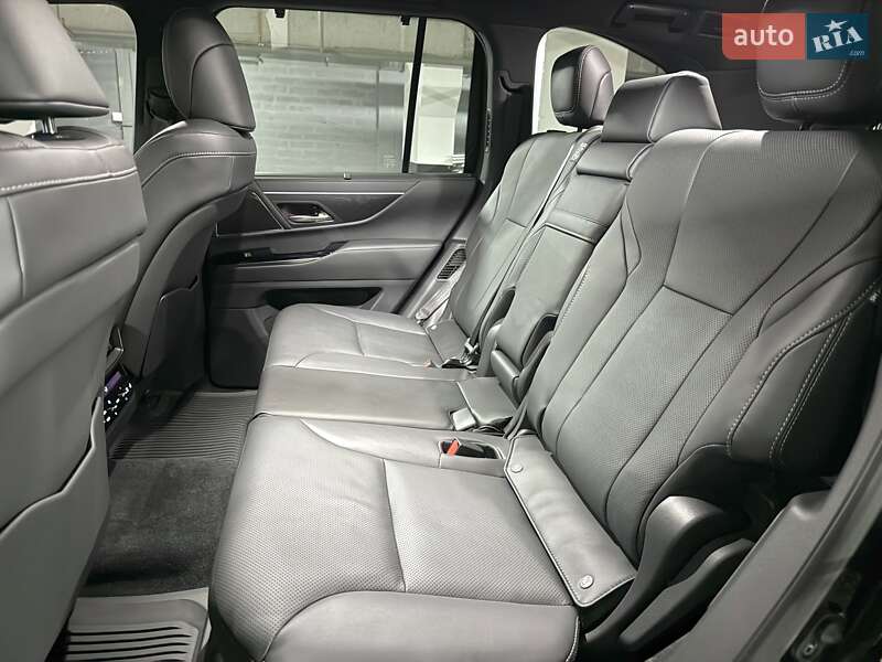 Позашляховик / Кросовер Lexus LX 2025 в Дніпрі