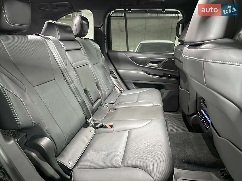 Позашляховик / Кросовер Lexus LX 2025 в Дніпрі