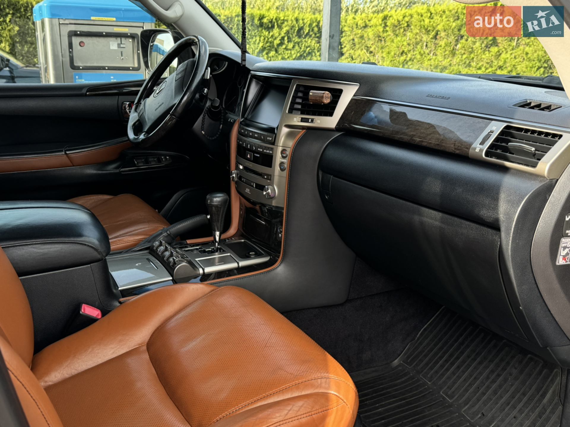 2012 Lexus LX - мініатюра 4