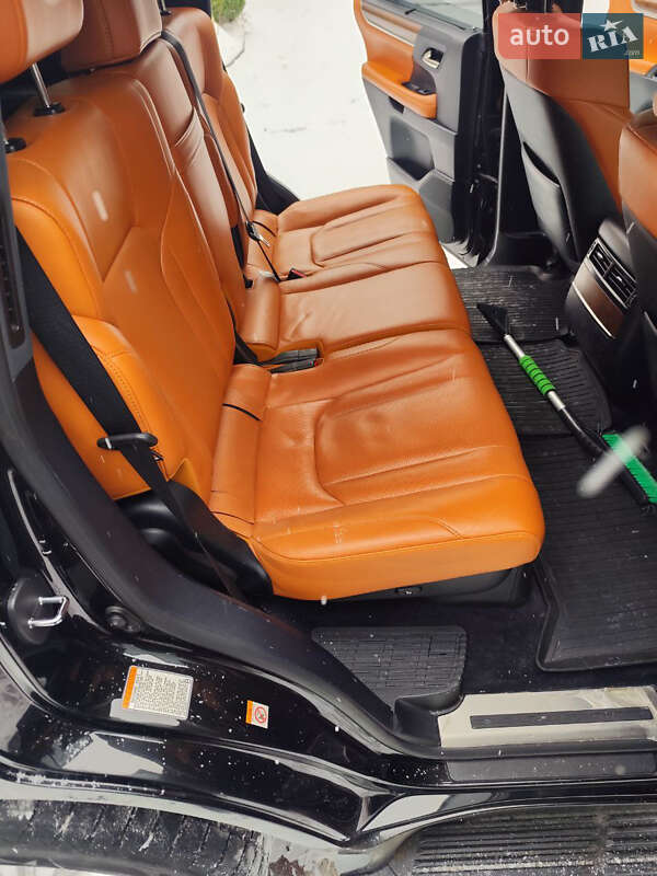 Внедорожник / Кроссовер Lexus LX 2017 в Днепре