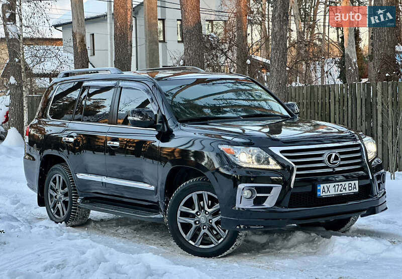 Внедорожник / Кроссовер Lexus LX 2013 в Киеве