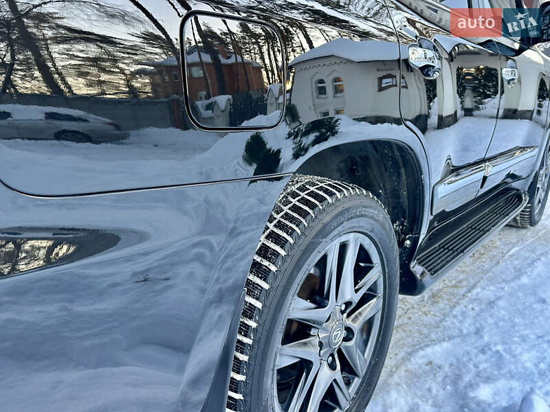 Внедорожник / Кроссовер Lexus LX 2013 в Киеве