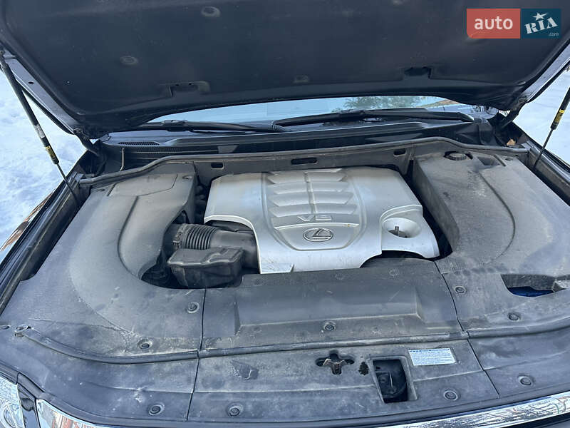 Внедорожник / Кроссовер Lexus LX 2013 в Киеве