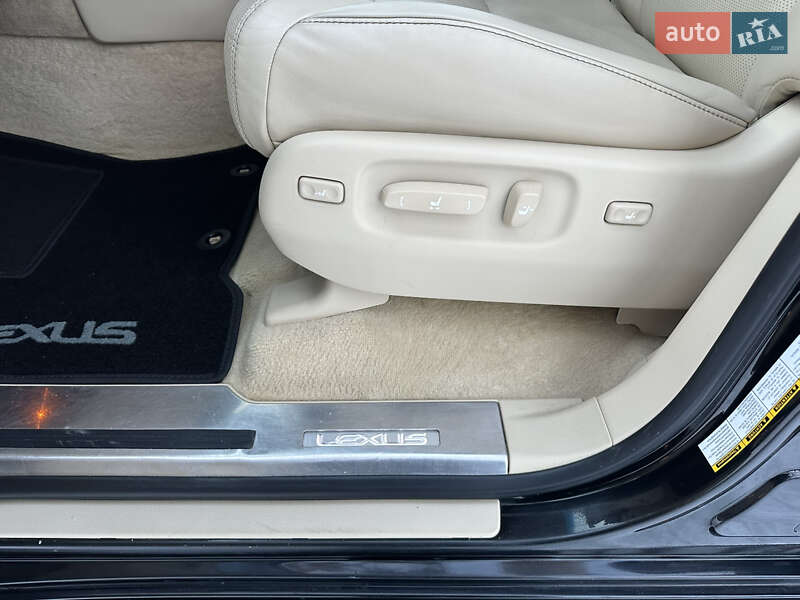 Внедорожник / Кроссовер Lexus LX 2013 в Киеве
