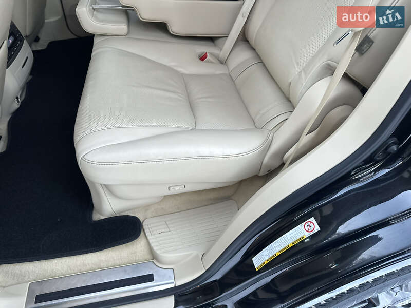 Внедорожник / Кроссовер Lexus LX 2013 в Киеве