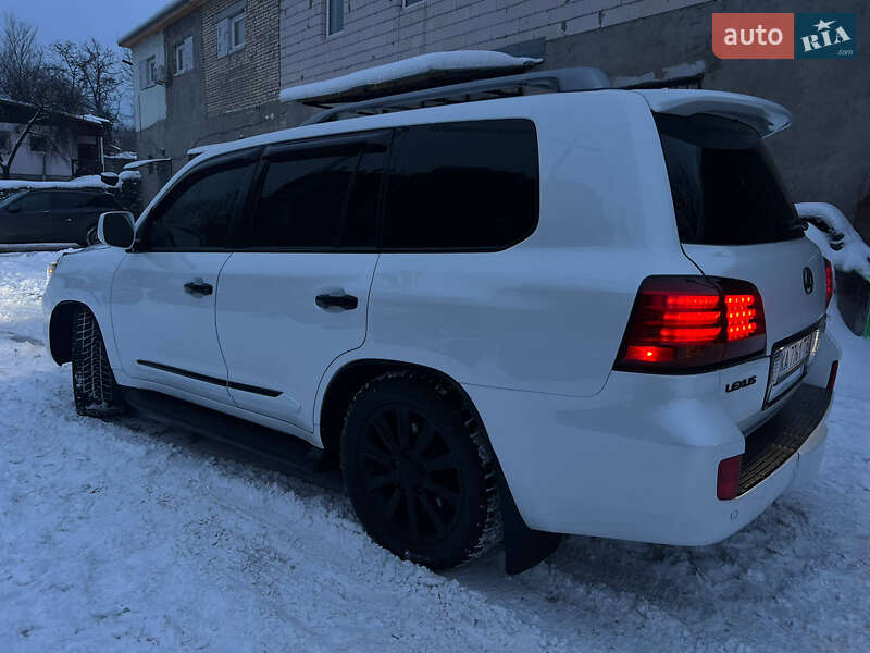 Позашляховик / Кросовер Lexus LX 2008 в Черкасах