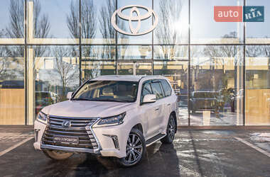 Позашляховик / Кросовер Lexus LX 2016 в Дніпрі