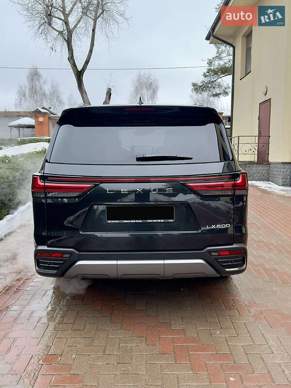 Позашляховик / Кросовер Lexus LX 2023 в Києві