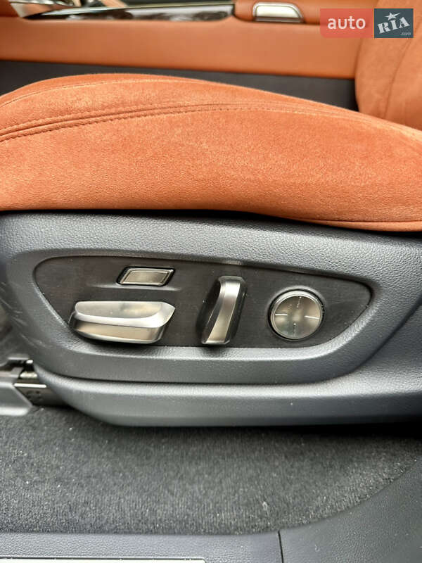 Позашляховик / Кросовер Lexus LX 2023 в Києві