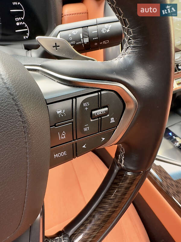 Позашляховик / Кросовер Lexus LX 2023 в Києві