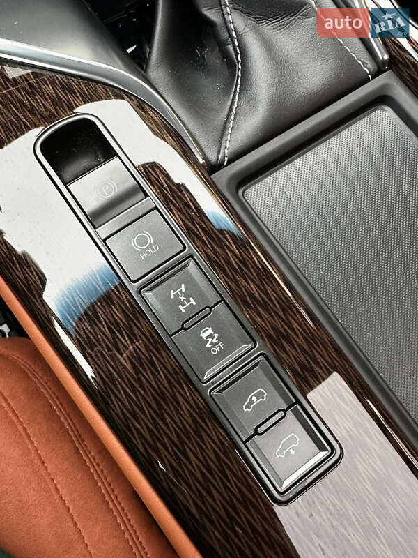 Позашляховик / Кросовер Lexus LX 2023 в Києві