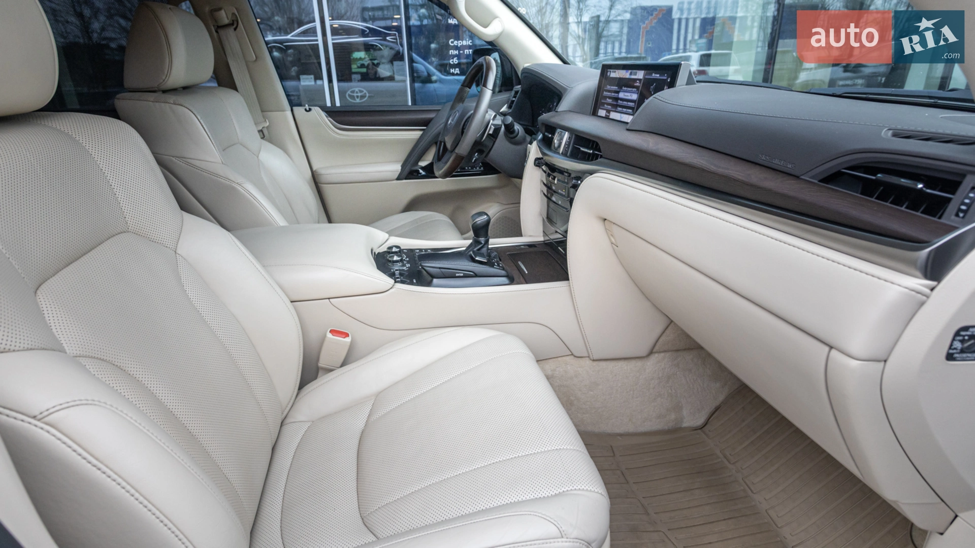 2016 Lexus LX - мініатюра 6