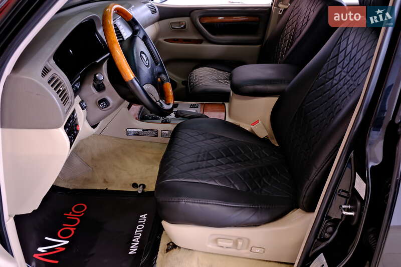 Позашляховик / Кросовер Lexus LX 2003 в Одесі