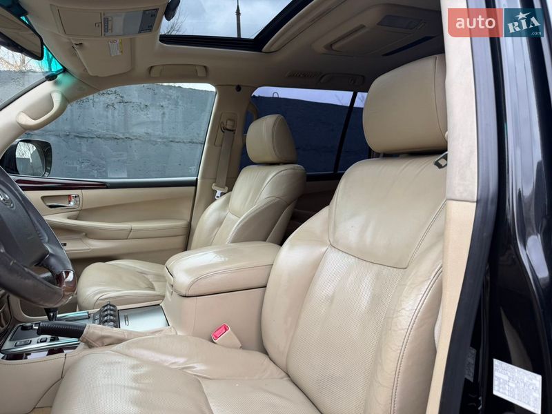 Внедорожник / Кроссовер Lexus LX 2011 в Киеве