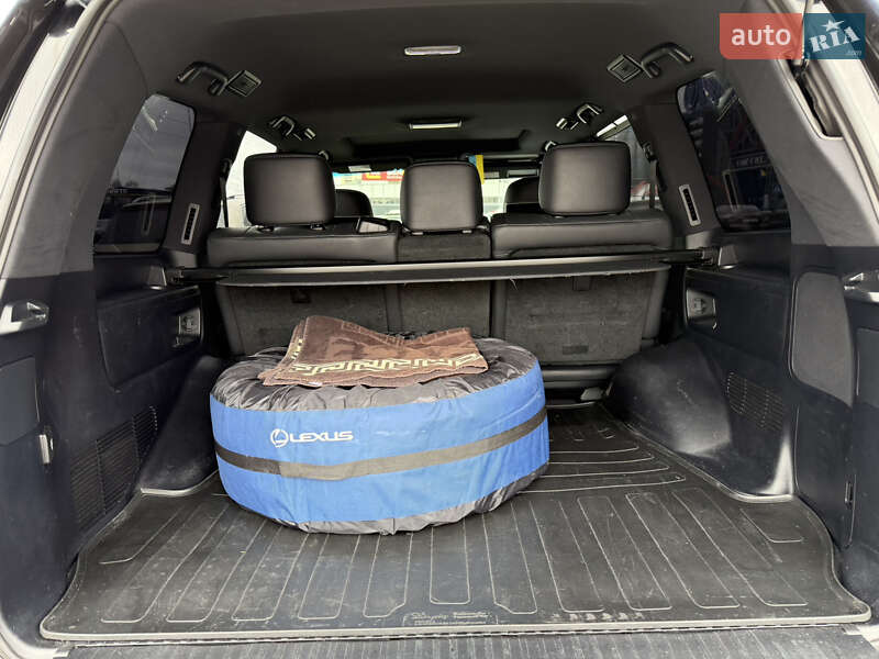 Внедорожник / Кроссовер Lexus LX 2016 в Киеве