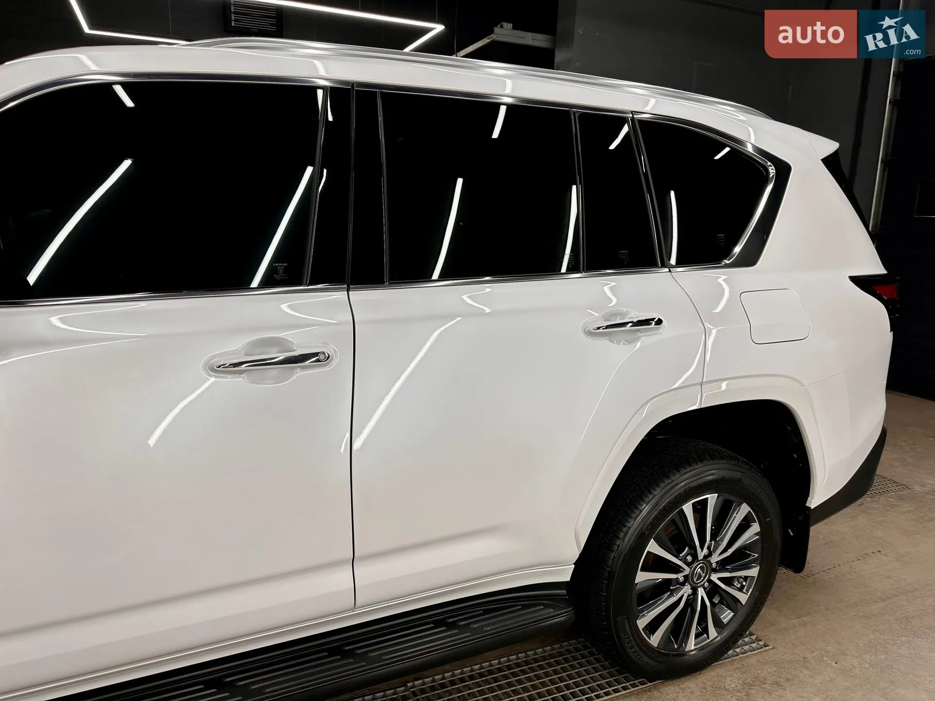 2022 Lexus LX - мініатюра 25