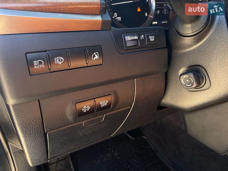 Внедорожник / Кроссовер Lexus LX 2016 в Днепре