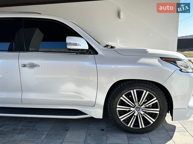 Внедорожник / Кроссовер Lexus LX 2019 в Виннице