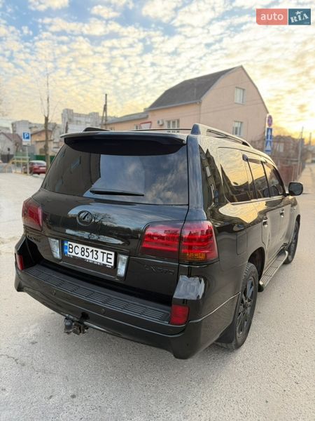 Внедорожник / Кроссовер Lexus LX 2010 в Львове