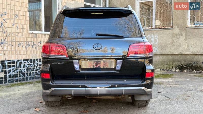 Внедорожник / Кроссовер Lexus LX 2013 в Одессе