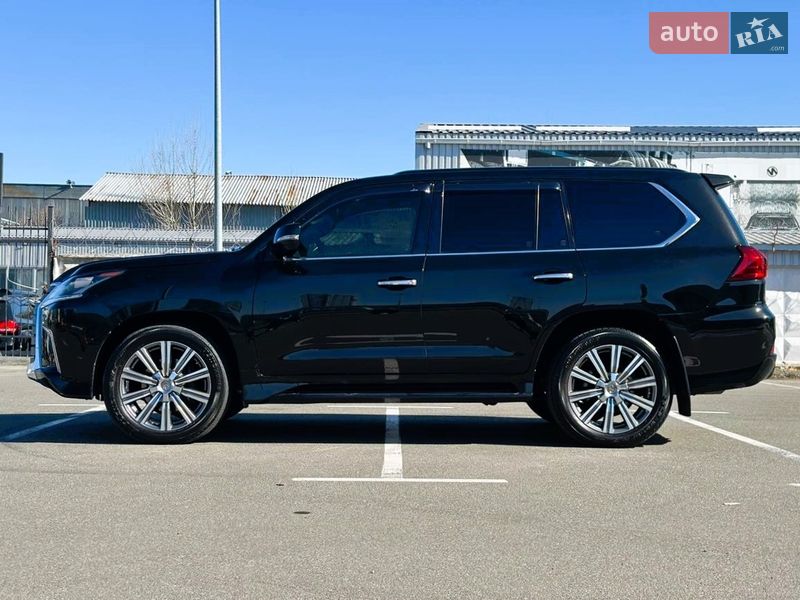 Внедорожник / Кроссовер Lexus LX 2015 в Киеве