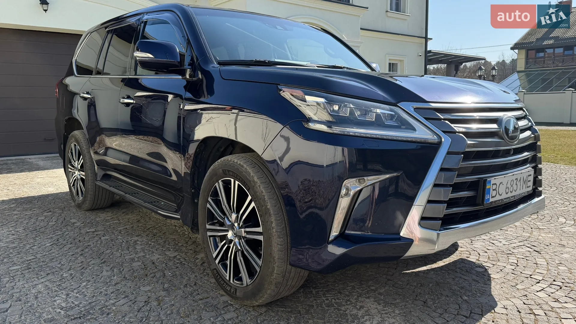 2016 Lexus LX - мініатюра 2