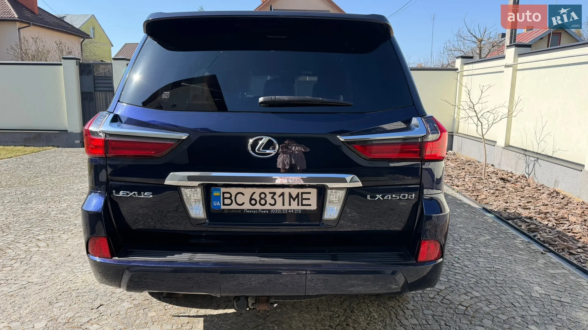 2016 Lexus LX - мініатюра 3