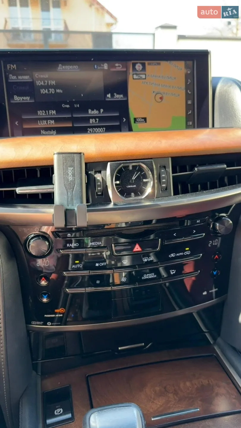 2016 Lexus LX - мініатюра 6