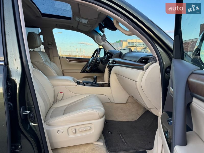 Позашляховик / Кросовер Lexus LX 2021 в Києві