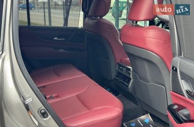 Внедорожник / Кроссовер Lexus LX 2022 в Ровно