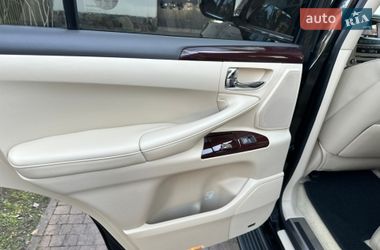 Внедорожник / Кроссовер Lexus LX 2013 в Киеве