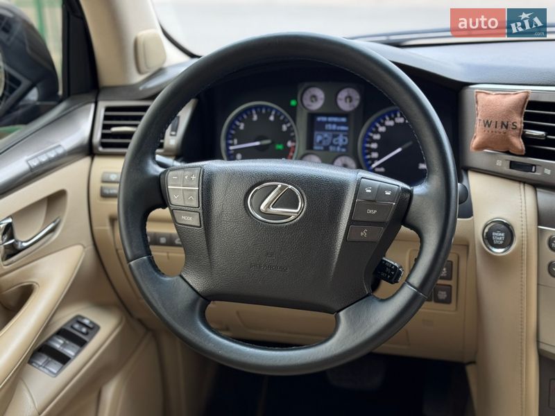 Внедорожник / Кроссовер Lexus LX 2010 в Бердичеве