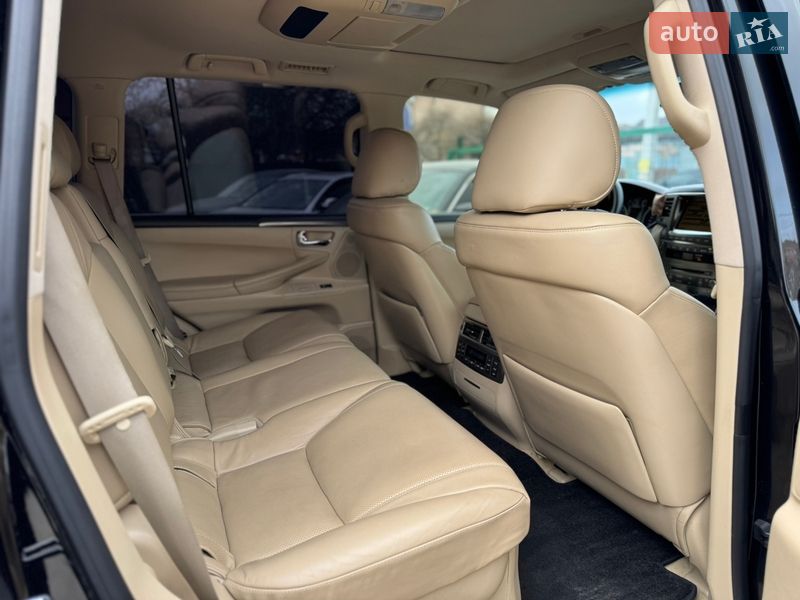 Внедорожник / Кроссовер Lexus LX 2010 в Бердичеве