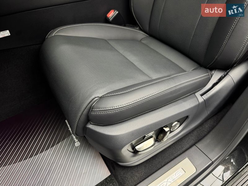 Позашляховик / Кросовер Lexus LX 2025 в Києві