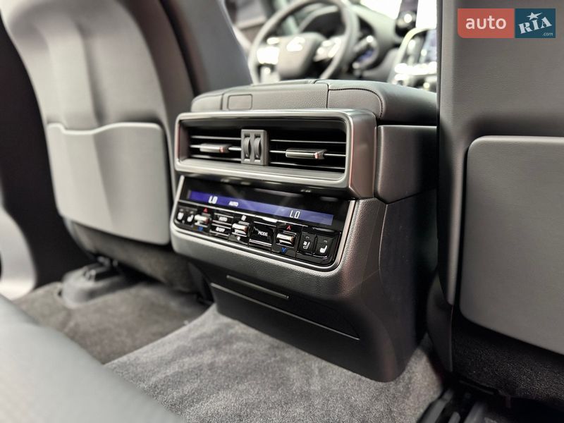 Позашляховик / Кросовер Lexus LX 2025 в Києві