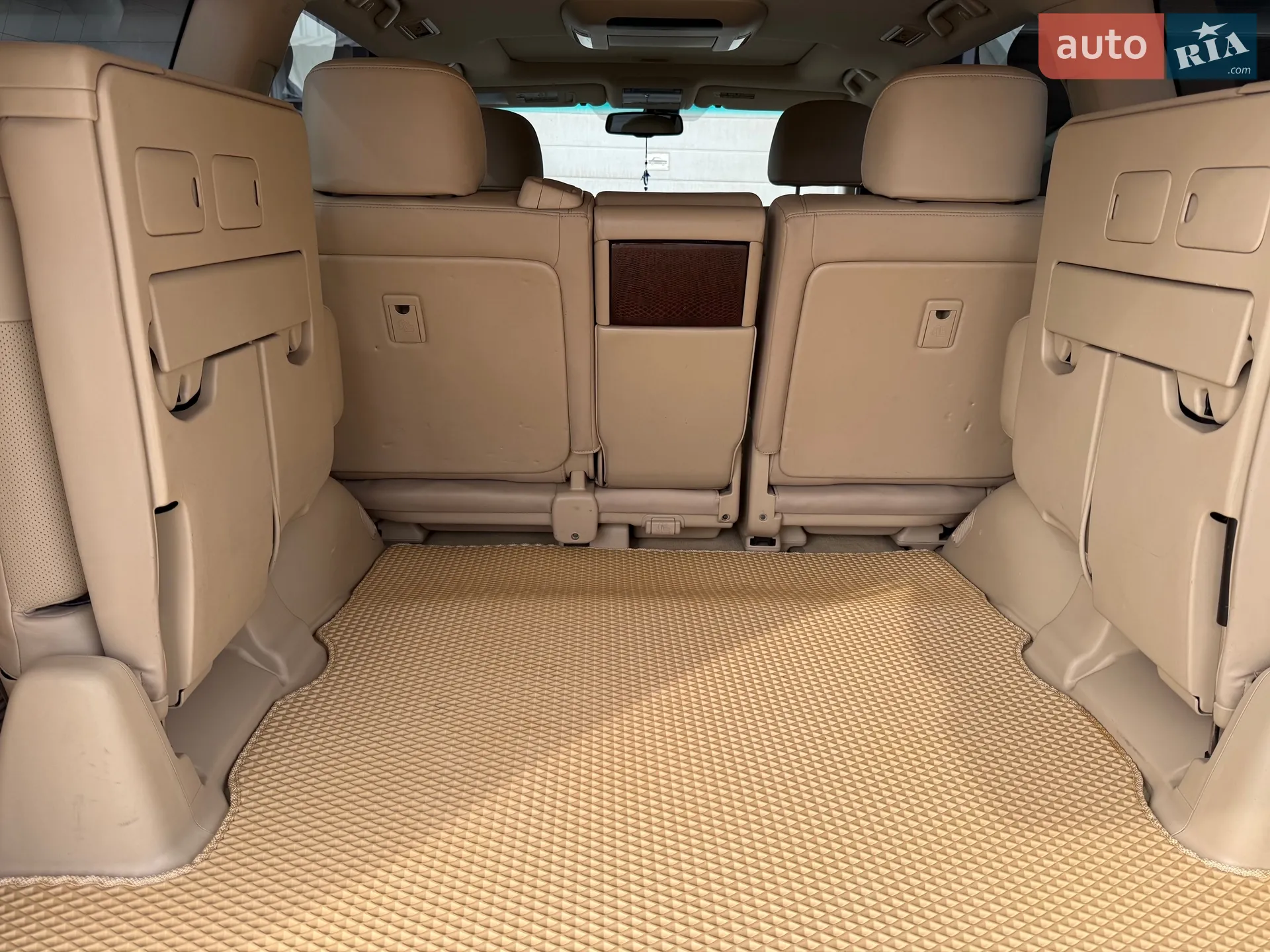 2010 Lexus LX - мініатюра 26