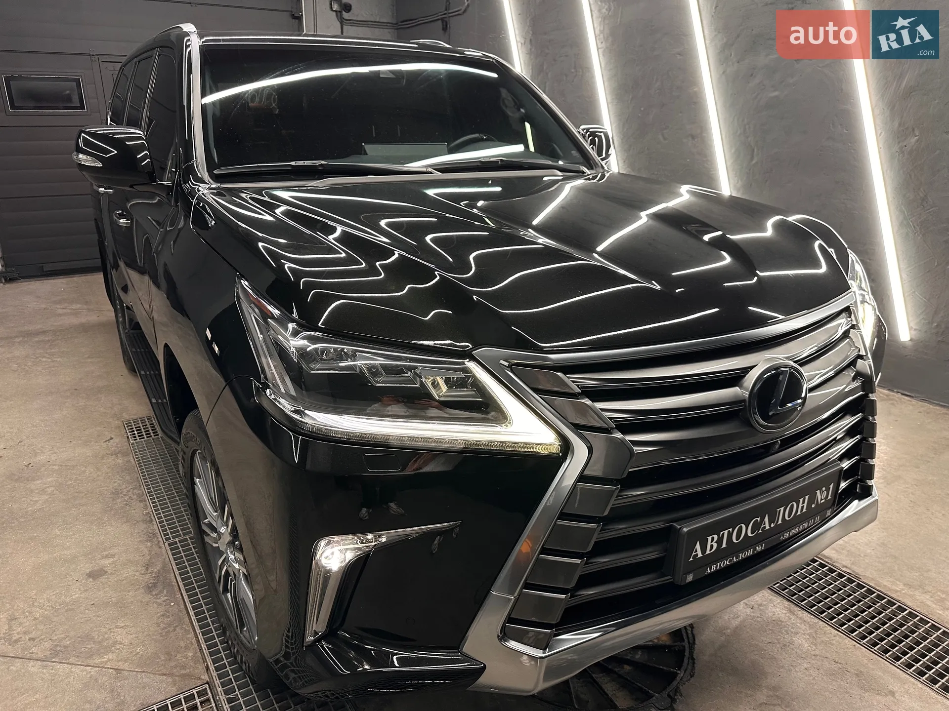 2016 Lexus LX - мініатюра 42